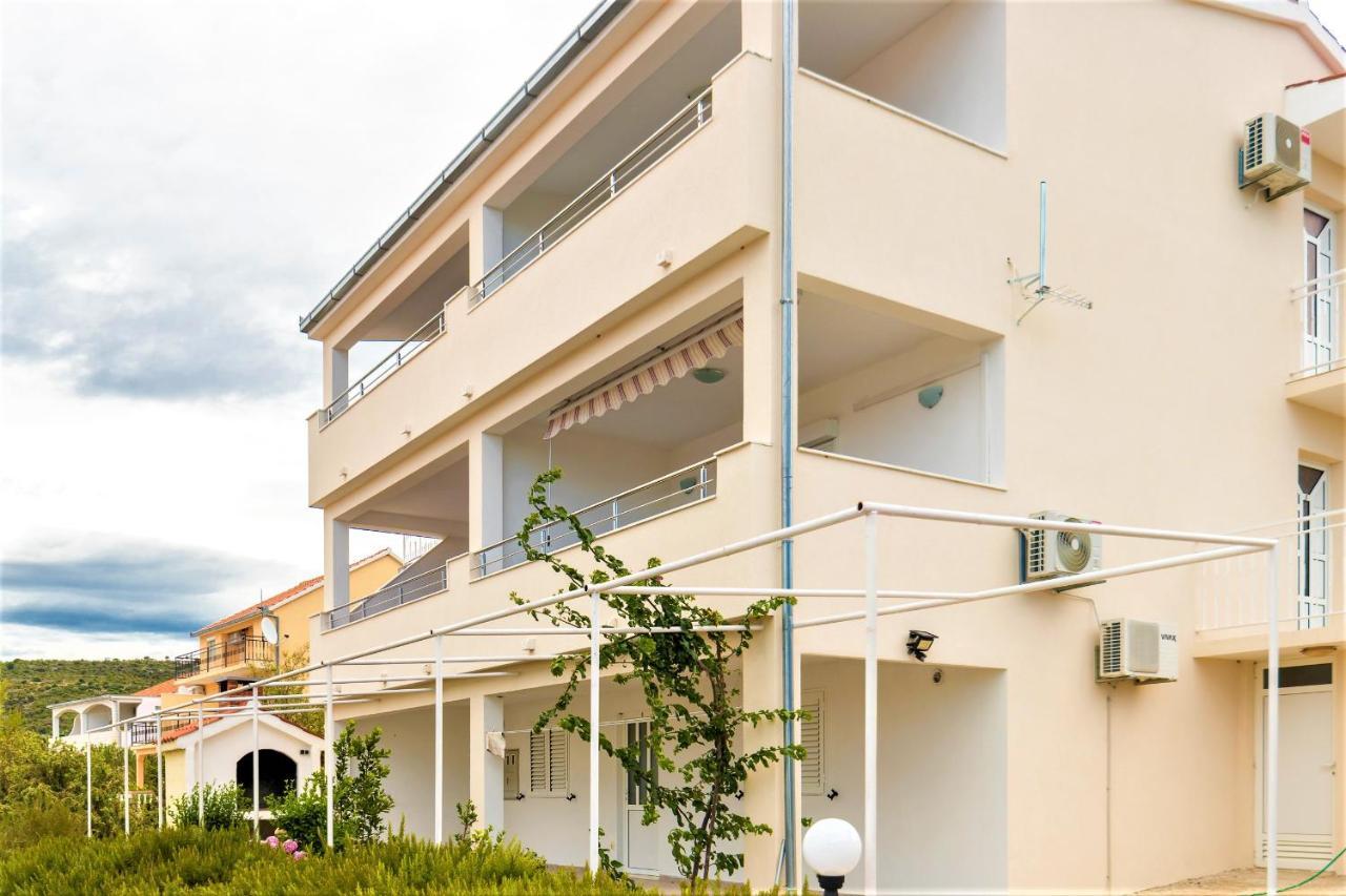 Apartment Ante Ražanj Zewnętrze zdjęcie