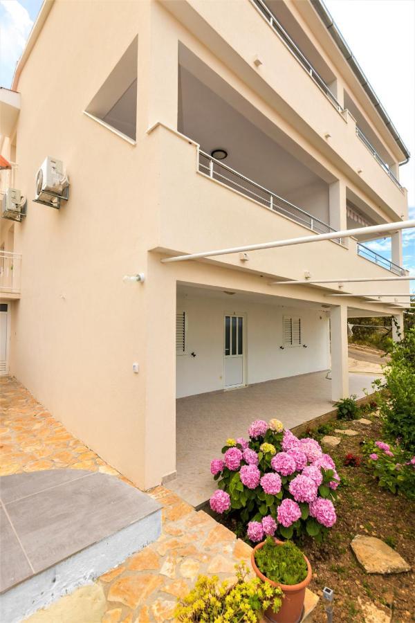 Apartment Ante Ražanj Zewnętrze zdjęcie