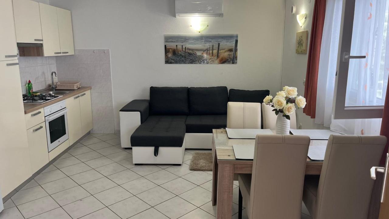 Apartment Ante Ražanj Zewnętrze zdjęcie