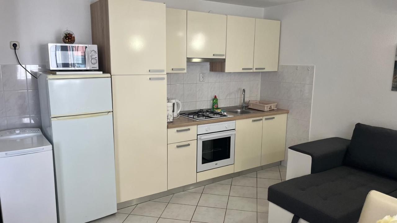 Apartment Ante Ražanj Zewnętrze zdjęcie
