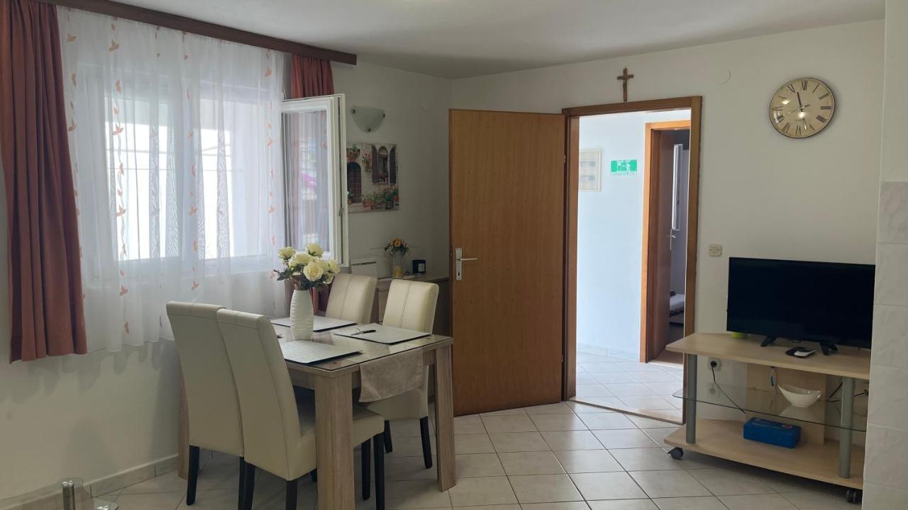 Apartment Ante Ražanj Zewnętrze zdjęcie